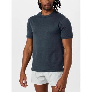 代购Vuori男士运动T恤舒适贴身轻量透气日常穿着活动自如