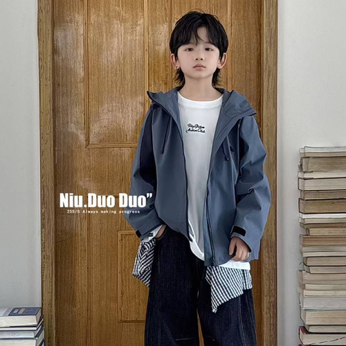 牛哆哆2025秋男童冲锋衣外套
