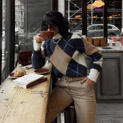 Veneti.a同款英伦风毛衣外套