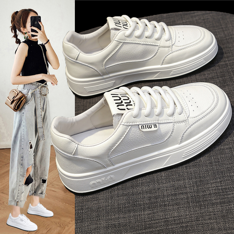 【甄选推荐】小白板鞋女厚底新款