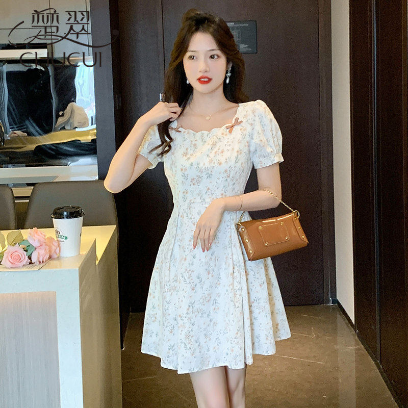 法式茶歇碎花连衣裙子女