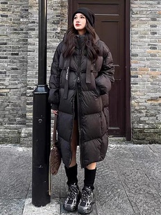 白鸭绒飘带款羽绒服女长款过膝潮韩版时尚宽松版连帽加厚冬季外套