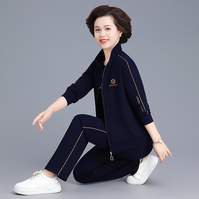 中老年女士休闲运动套装新款春秋装三件套50岁中年妈妈装开衫时尚