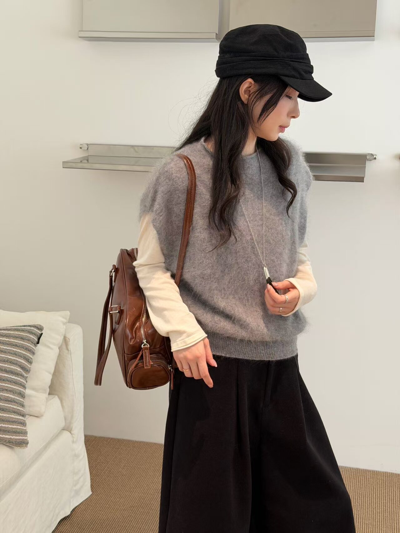 秋季丝羊绒拉毛圆领针织马甲女
