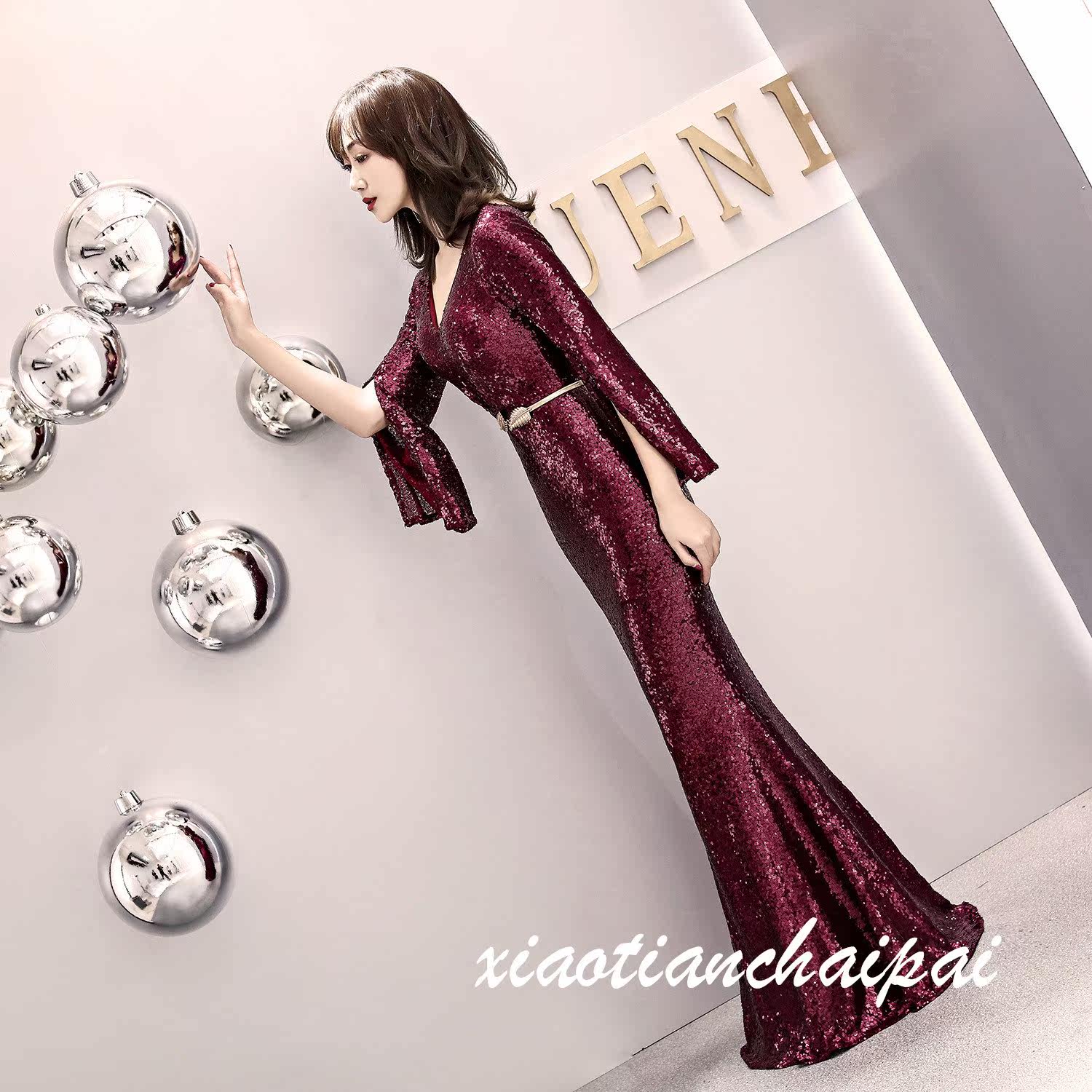 银色亮片宴会晚礼服女2019新品V领长袖修身显瘦年会长款鱼尾晚礼在类目 女装/女士精品, 婚纱/旗袍/礼服, 礼服/晚装中 - 来自Buy2taobao.com提供专业的淘宝代购服务