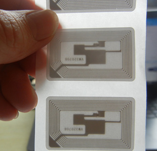 B128 13.56MHZ数据载体 L36 40X25MM ISO15693 体 载码