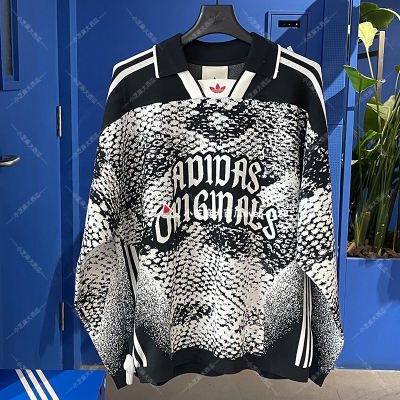 adidas三叶草复古足球风针织衫