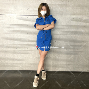 adidas三叶草正品 VERSION女子休闲运动时尚 收腰连衣裙IB5790 BLUE