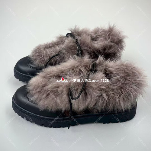 adidas三叶草舒适板鞋运动鞋