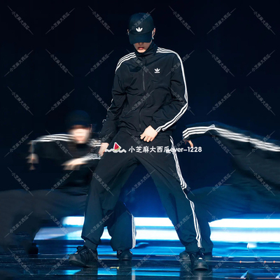 adidas三叶草梭织束脚运动休闲裤