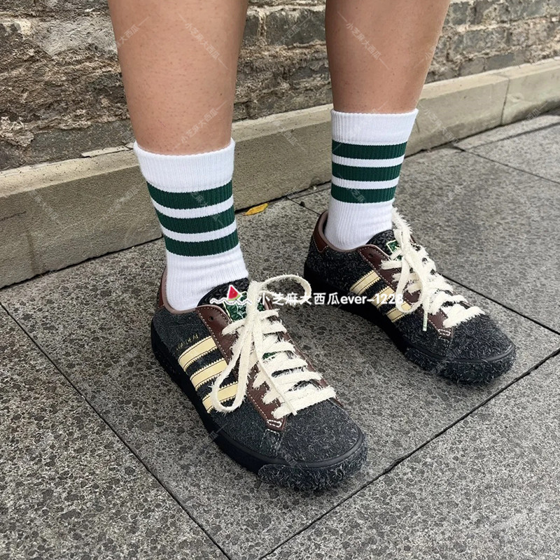 adidas三叶草运动休闲鞋