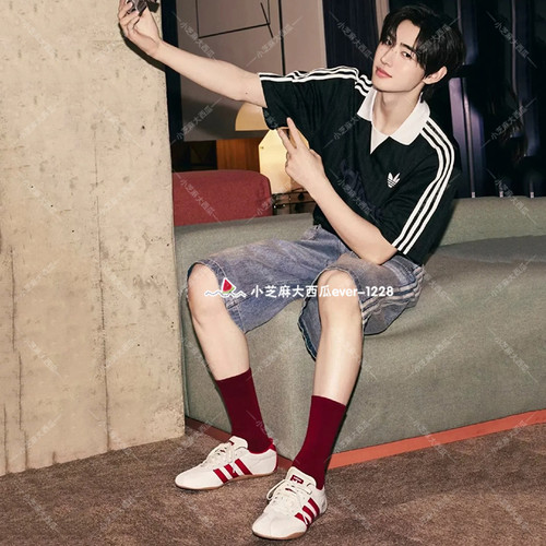 adidas三叶草薄底运动休闲鞋