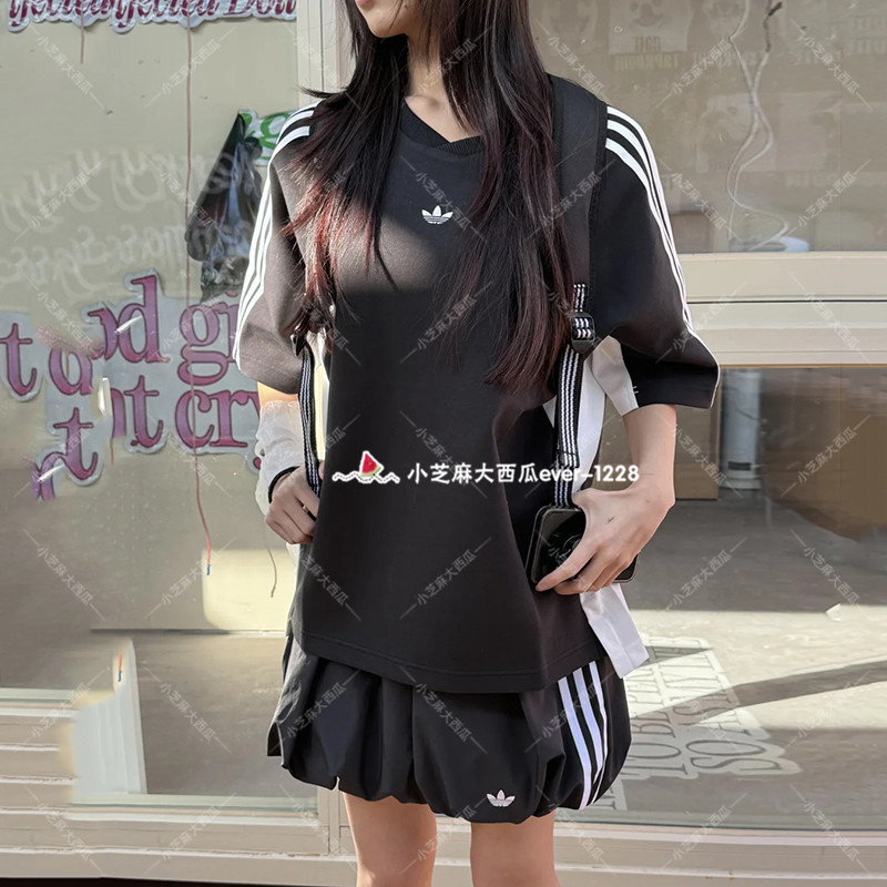 adidas三叶草圆领宽松球衣T恤图片