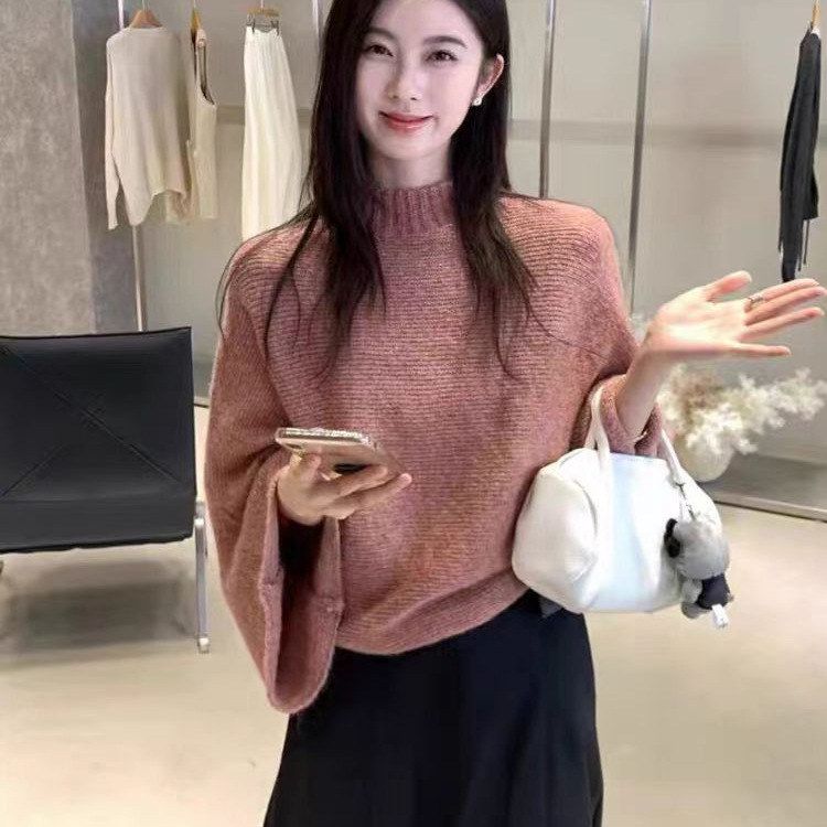 温柔半高领蝙蝠袖毛衣女秋冬新款设计感慵懒宽松显瘦百搭针织上衣