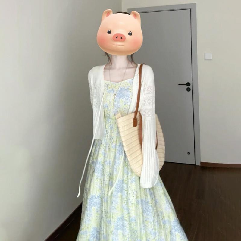 法式高级感绿色碎花吊带连衣裙子女2025新款开春装穿搭一整套长裙