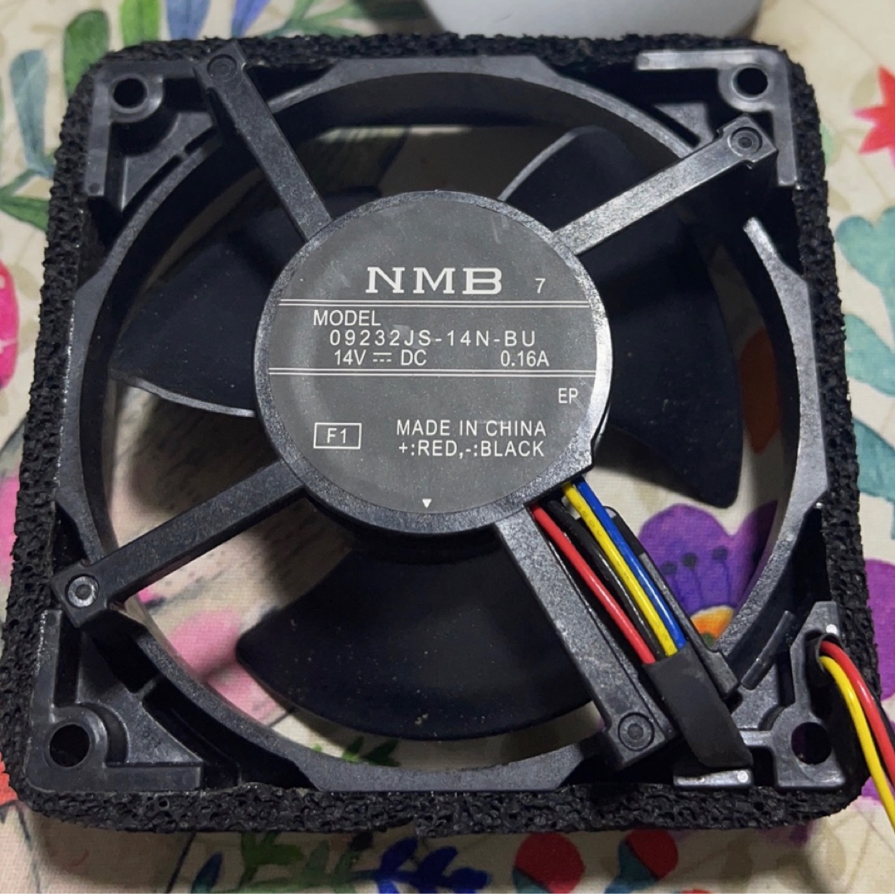 适用于东芝冰箱冷冻风扇直流风机MODEL-09232JS-14N-BU DC14v