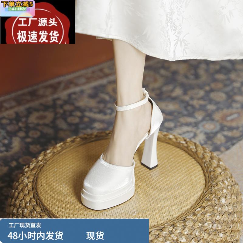 气质高跟鞋女粗跟2025春新款帆布鞋