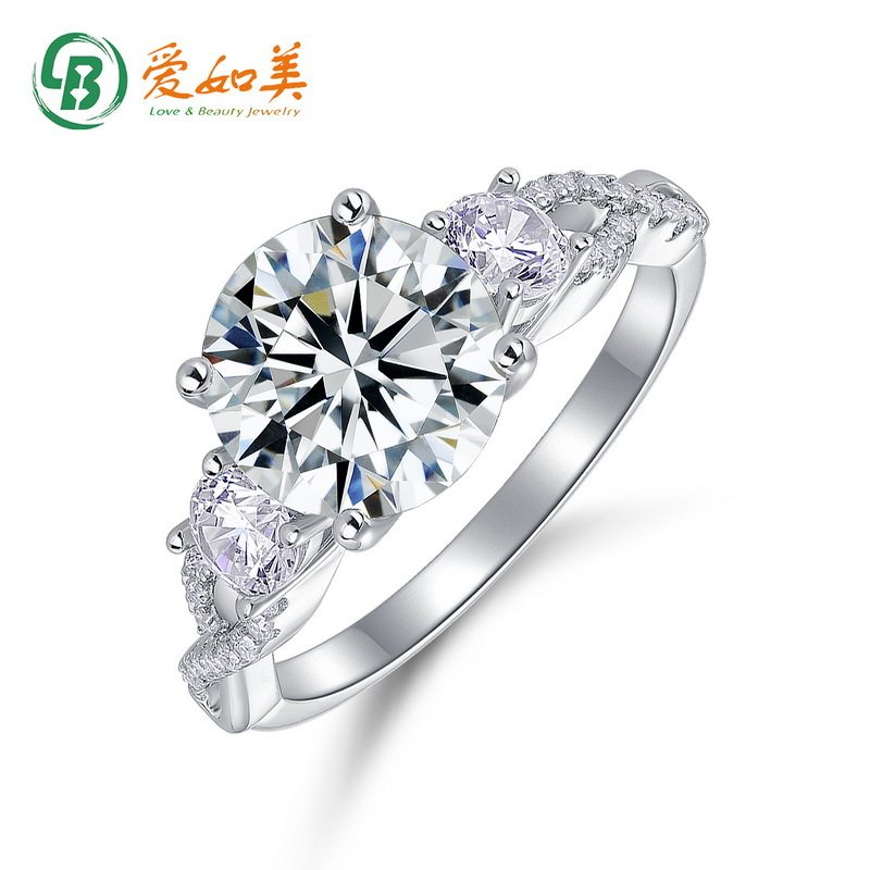 新款2.5克拉D色莫桑钻戒指S925银渡18K金PT950铂金镶嵌三钻戒指