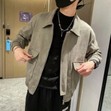 灰绿色