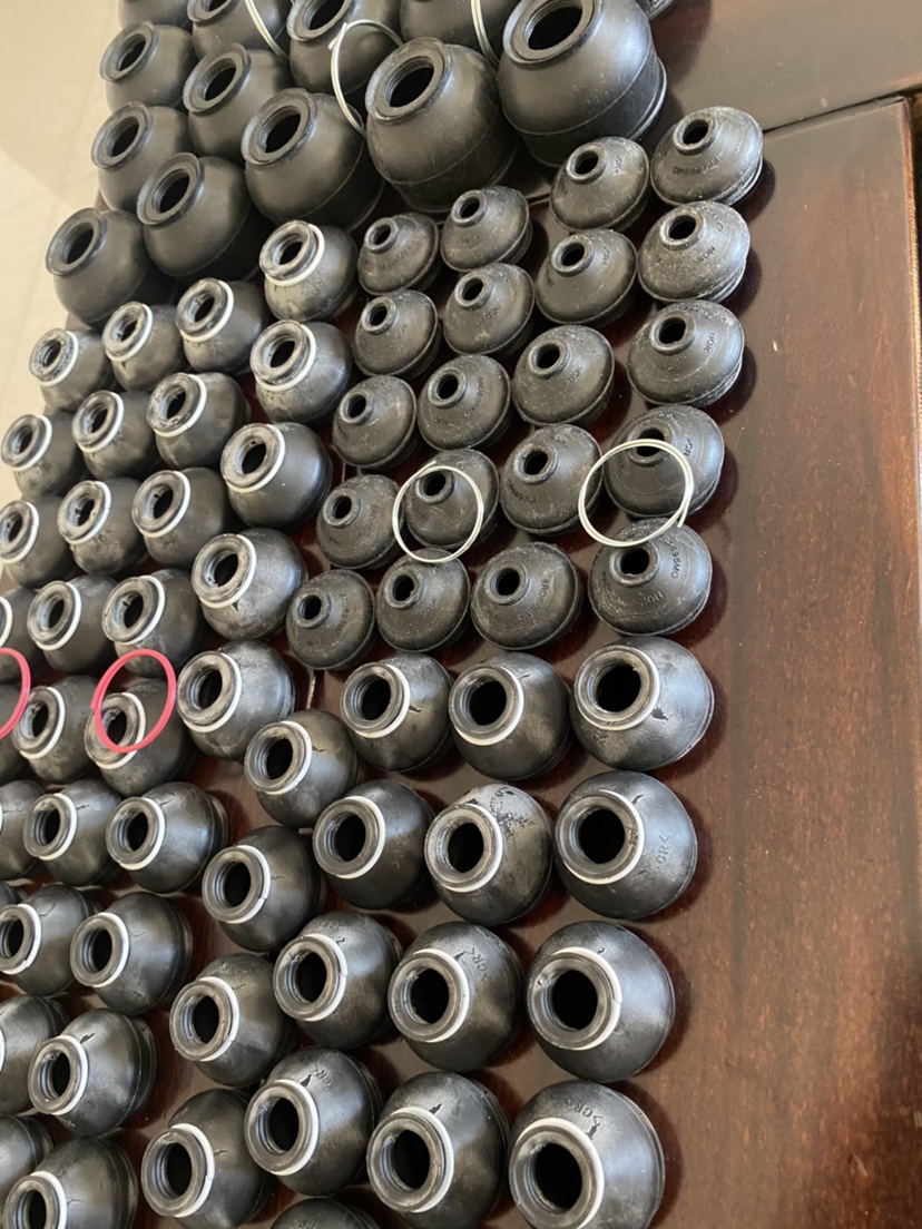 适用迈凯伦12C 650S 540上下支臂外球头前后平球头防尘套维修包