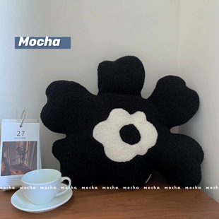 ins网红花朵抱枕毛绒玩具客厅轻奢办公室靠枕太阳花花瓣沙发靠垫