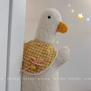 ins网红可爱围巾鸭子公仔毛绒玩具花朵抱枕玩偶沙发抱枕女生礼物