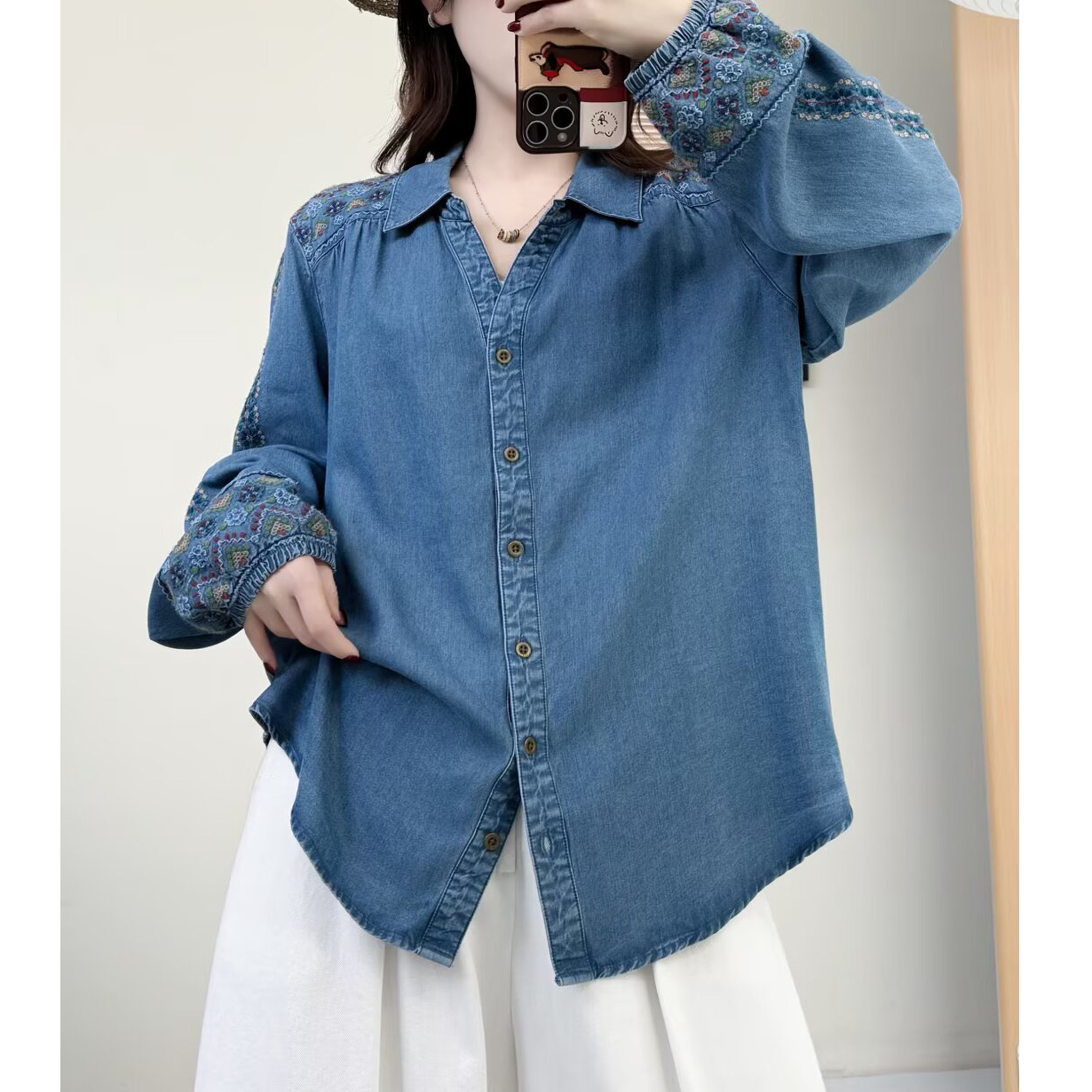 复古刺绣牛仔衬衫女宽松港风V领灯笼袖上衣休闲衫民族风衬衣春秋
