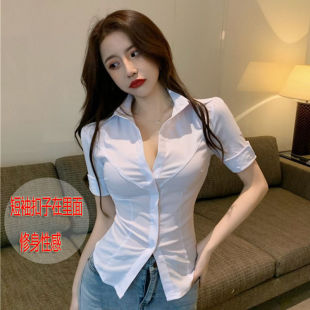 性感V领小心机白色衬衫女网红修身显瘦夜店辣妹百搭短袖衬衣上衣