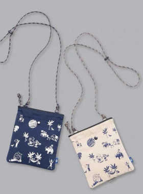 泰国小众品牌goodgood轻便手机包印花小斜挎收纳袋出门遛弯小包女