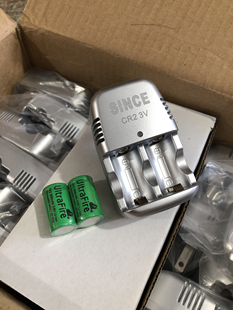 CR2充电套装 15270锂电池3V充电电池照相机激光测距仪电池充电器