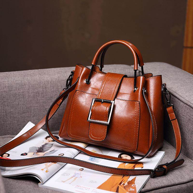 包包女2024年新款韩版大容量时尚百搭覆古真皮质感单肩手提水桶包