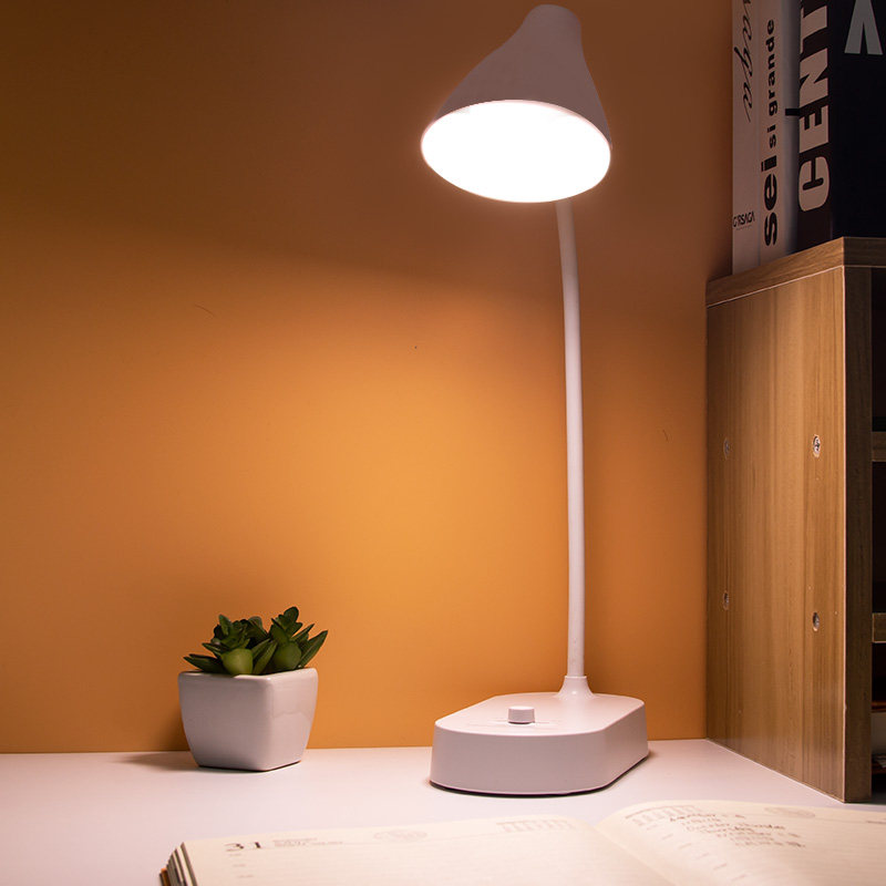 台灯充电款式床头灯镜前灯充插电两用款超长续航可调光调色台灯儿童小