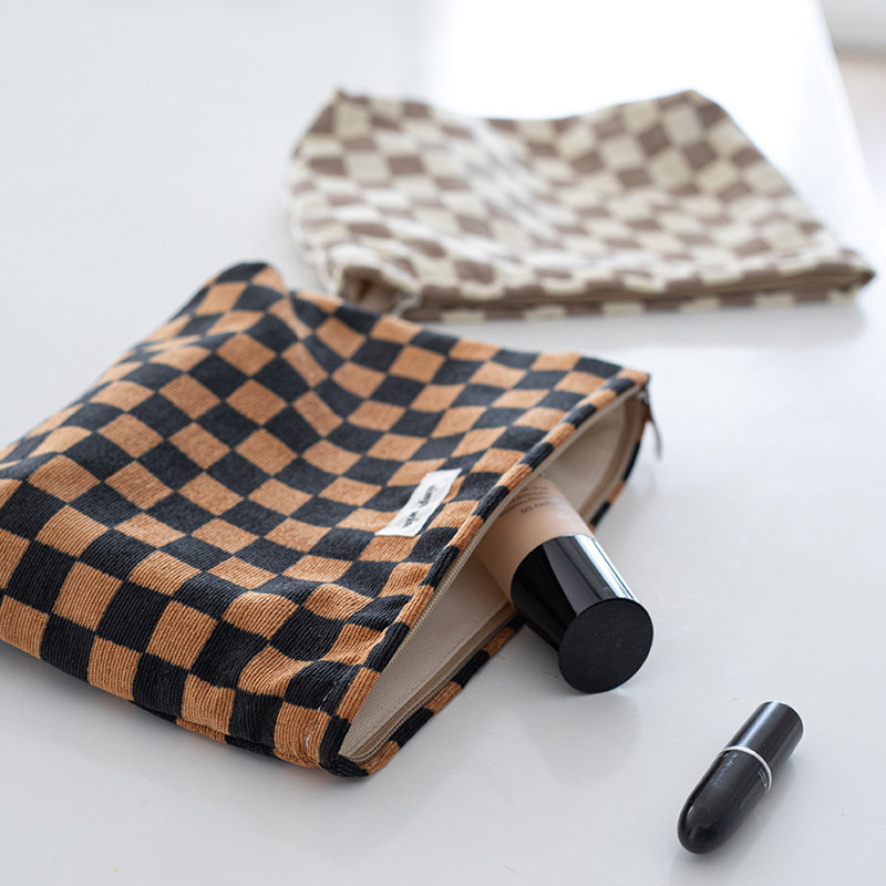 述物大热灯芯绒时尚百搭棋盘格布袋大容量化妆包女士手袋手拿包