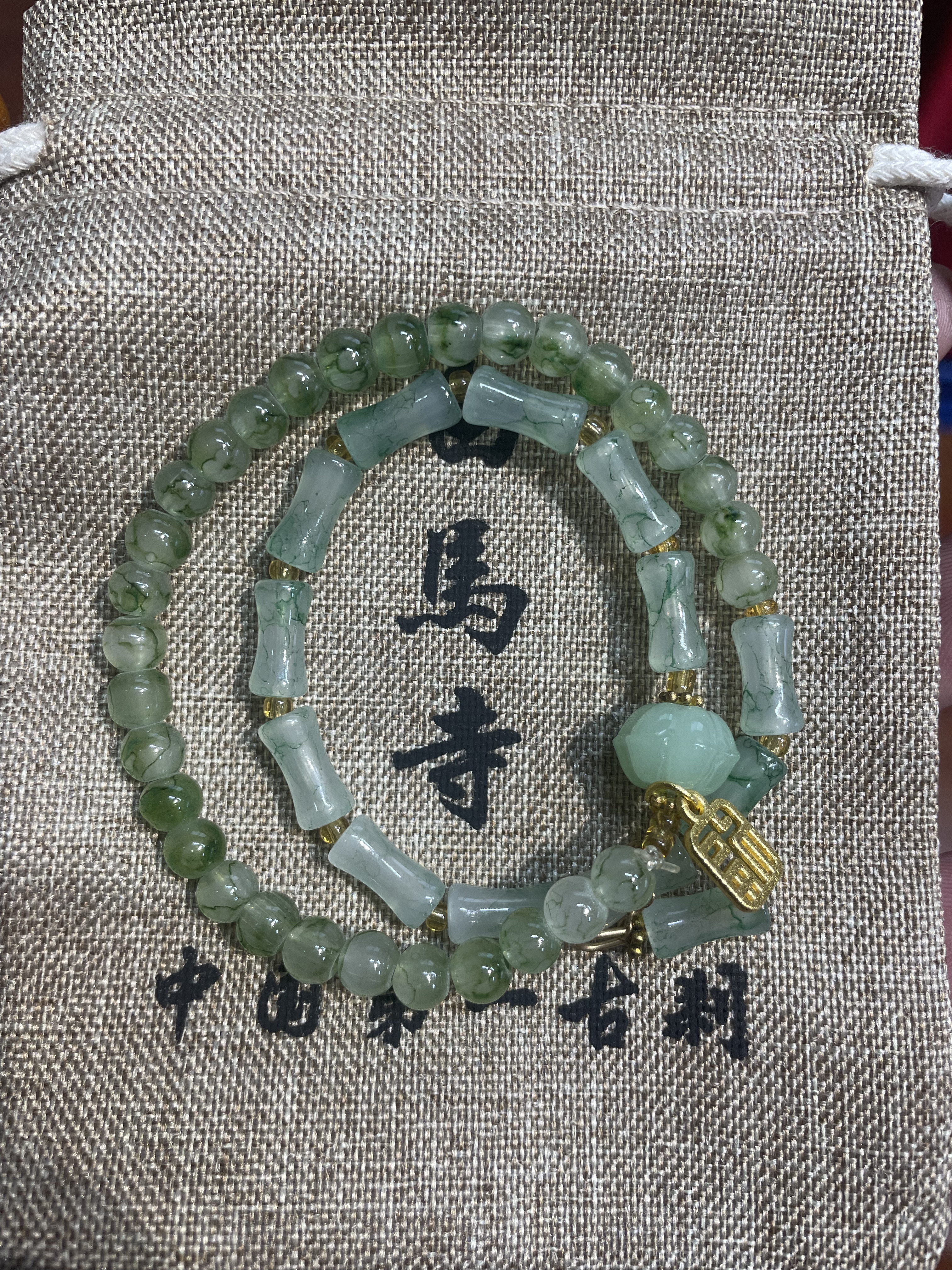 洛阳白马寺国潮水墨画双圈不规则手串圆珠竹节不对称花朵福牌吊坠图片