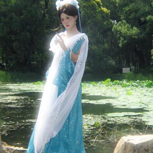 清冷絕美閨蜜寫真演出 女漢服藍色連衣裙歡天喜地七仙女電視劇同款