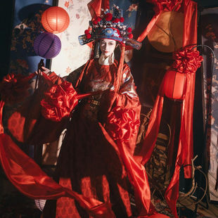 明制汉服红云镶织金暗纹圆领袍状元郎女驸马结婚新郎服国风结婚照