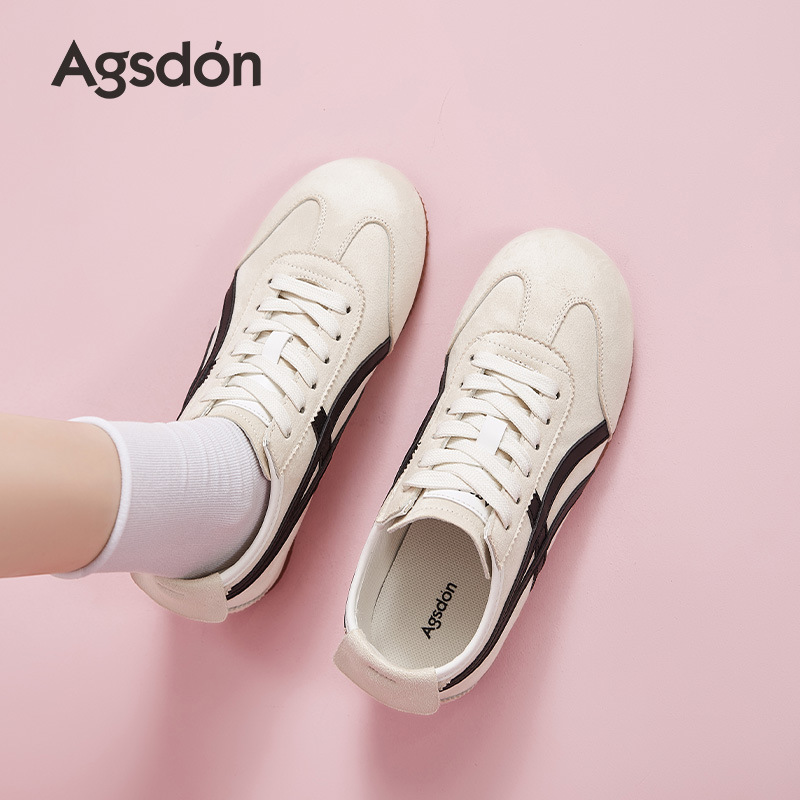奥古狮登平底德训鞋女2025新款夏季白色经典复古芭蕾风休闲运动鞋