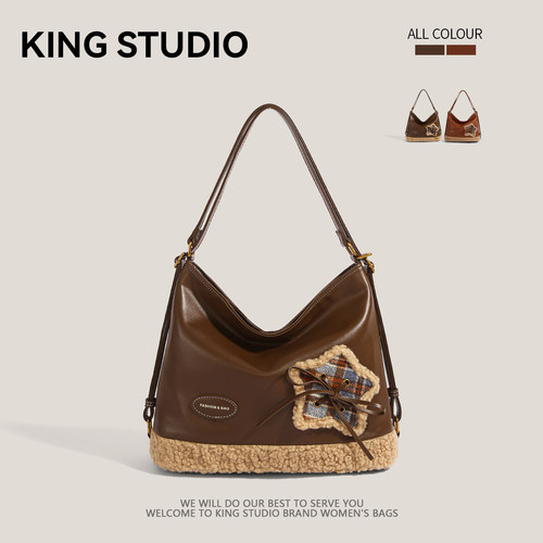 毛绒绒大容量双肩包女通勤托特包