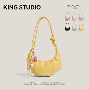 精致超火小众包包女2025新款夏天百搭斜挎包时尚单肩腋下包牛角包