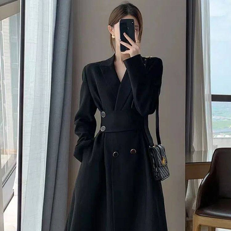 法式收腰连衣裙女西装气质小黑裙2023秋冬新款赫本风职业轻奢裙子