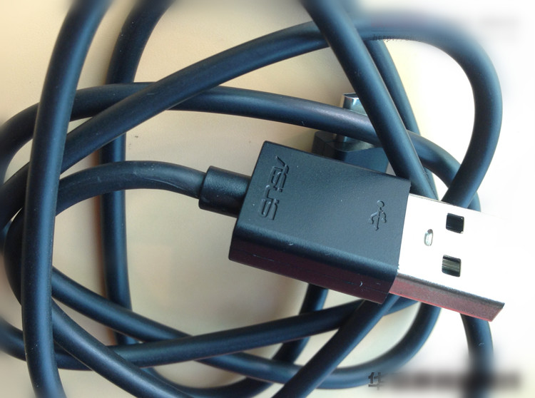 用于ASUS A80 Zenfone 4/5/6 T100TA Micro USB数据线充电线传输