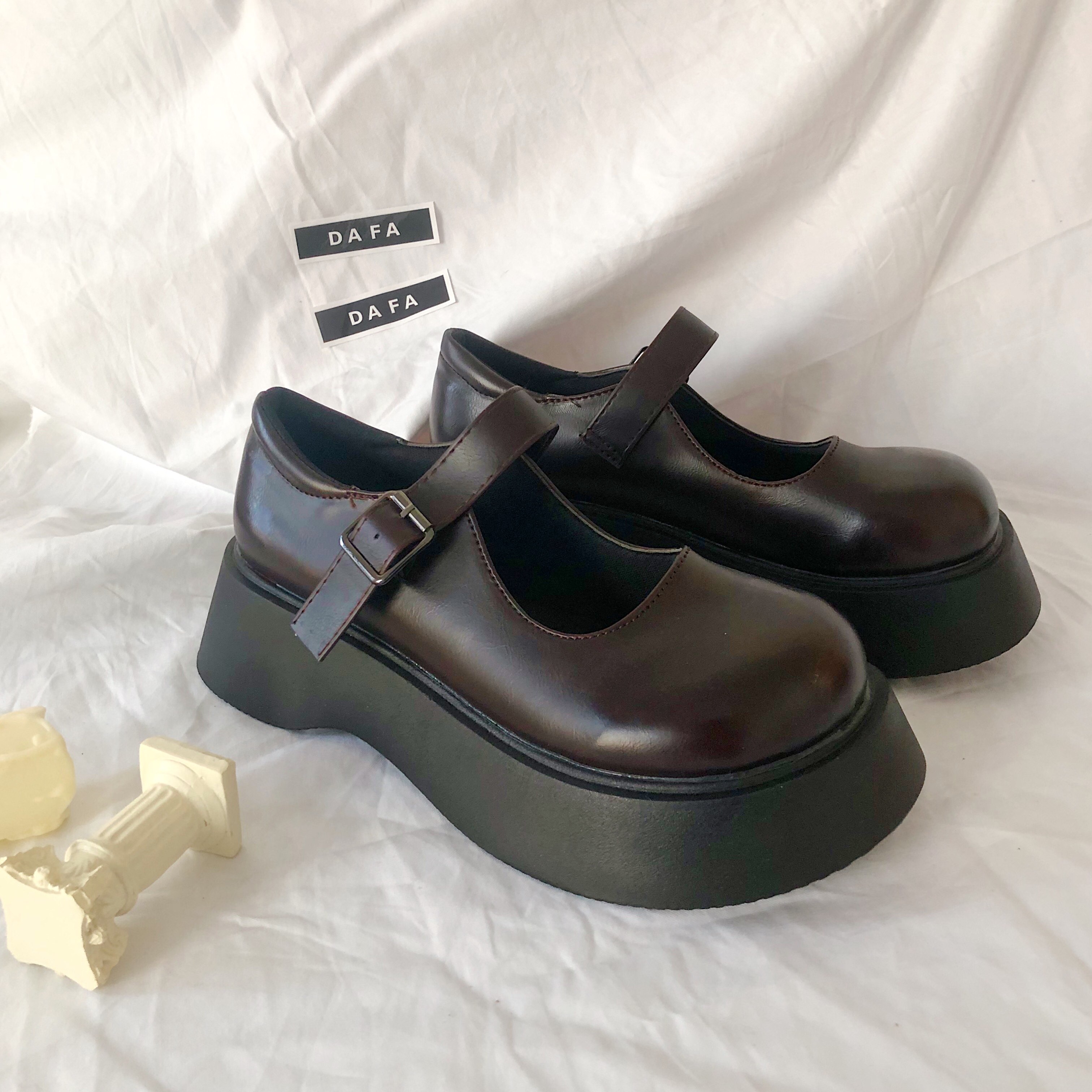 松糕软妹复古风厚底玛丽珍鞋