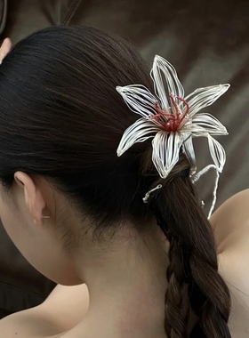 水舞B2997新中式发饰银色铁丝花朵清冷感结婚礼服配饰新娘头饰