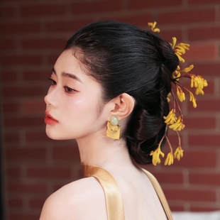 水舞B2929 永生花袋鼠爪花朵新娘头饰古典秀禾晨袍发饰配饰 新中式