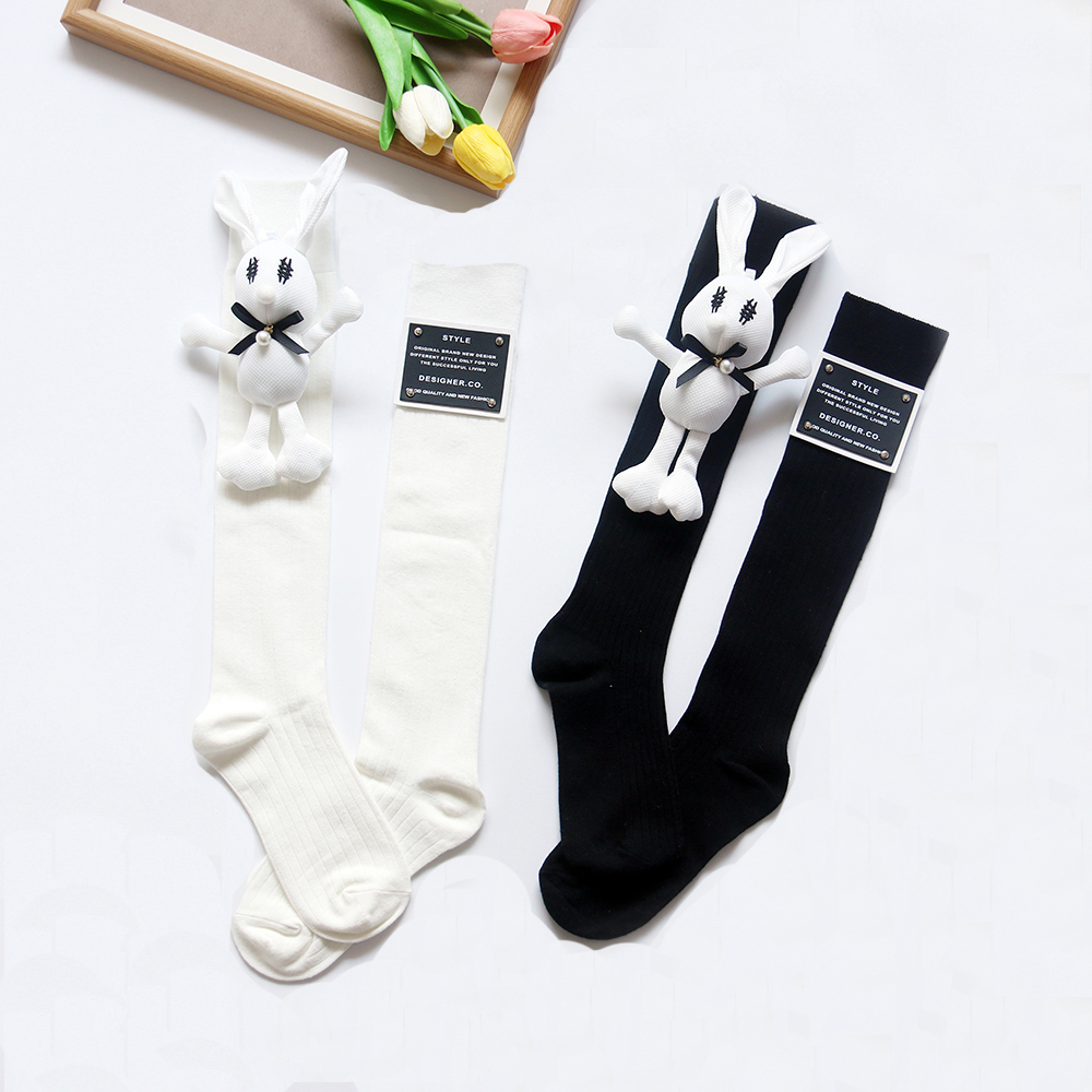 春夏常规长袜玩偶袜子女可爱兔子外穿中筒袜字母皮标小腿袜高筒袜
