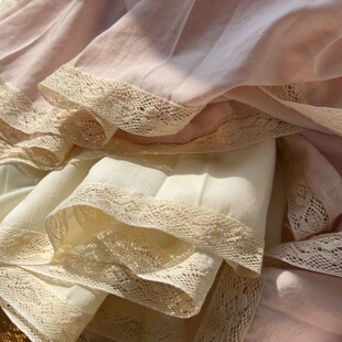 岛知道《恋恋笔记本》开春浪漫层叠百褶蕾丝拼接压皱半身裙两色