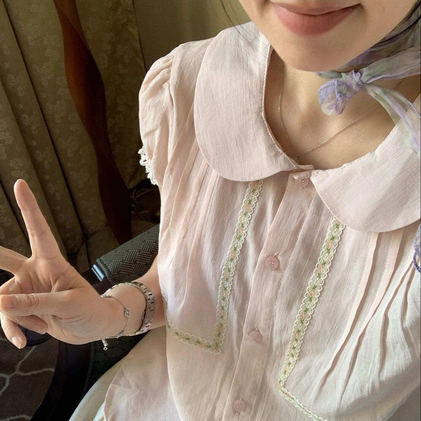 岛知道夏日《奶油小粉》清新配色小花花粉色娃娃领可爱韩系衬衫