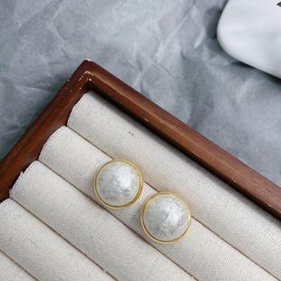 简约高级感耳环女 s925银针CEL时尚 法式 复古气质海绵半圈珍珠耳钉