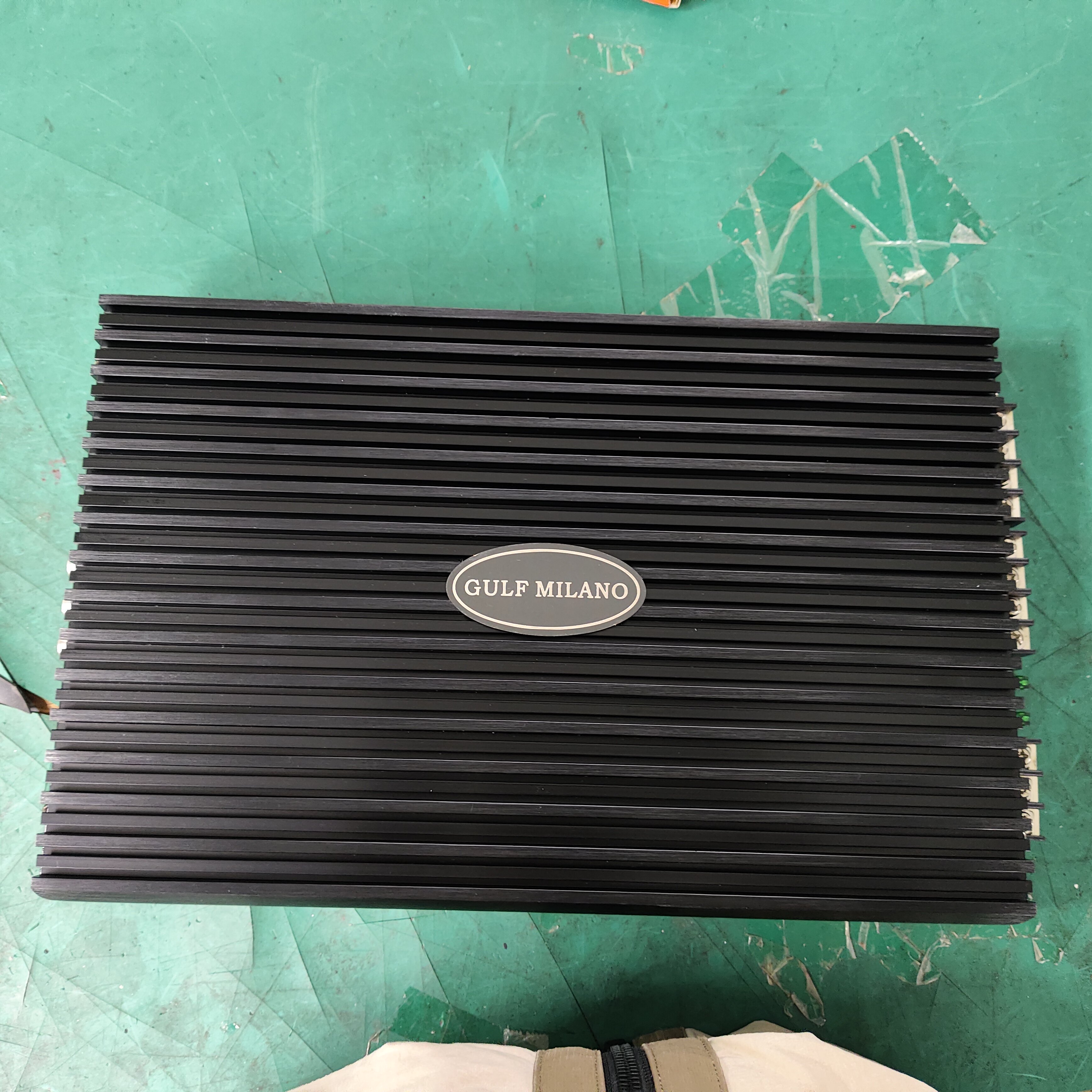 汽车低音炮四路功放车载4声道大功率功放板12V