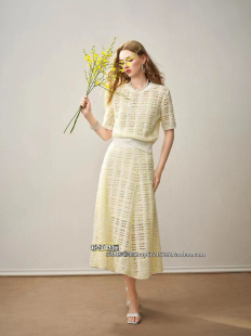 欧洲站3月23日㊣2026春法式 裙 圆领上衣半裙重工钉珠镂空针织套装